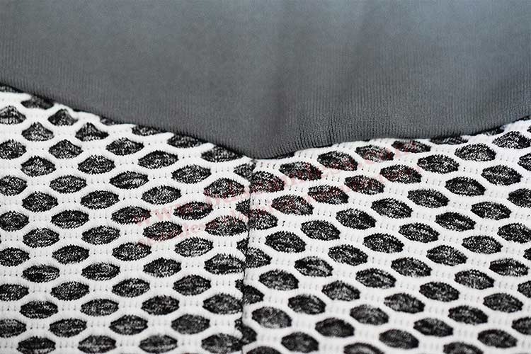 HONEYCOMB PATTERN OF HONEYCOMB LEGGINGS DETAILS