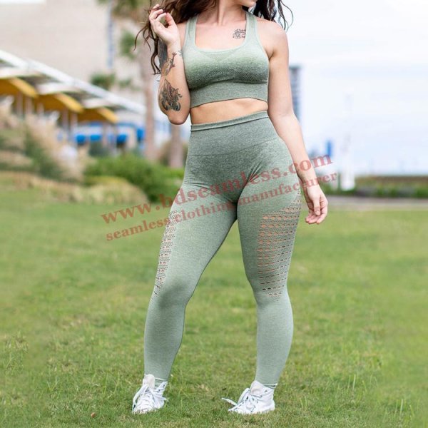 PLUS SIZE MESH LEGGINGS - Image 6